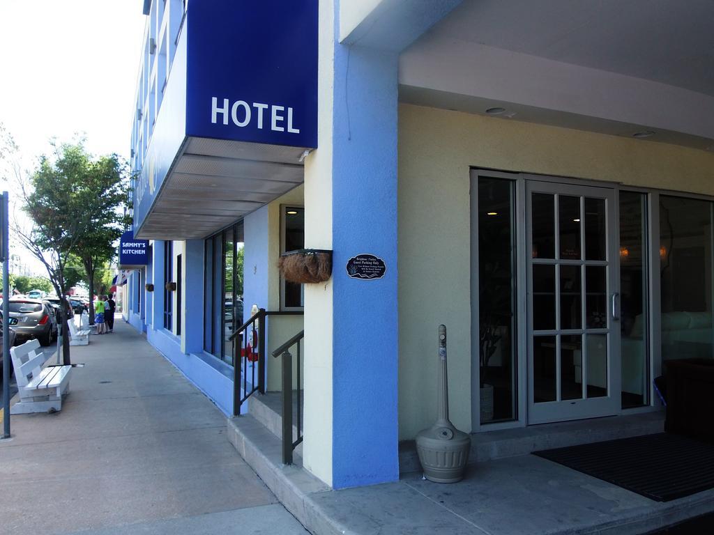 רהובות' ביץ' Brighton Suites Hotel מראה חיצוני תמונה